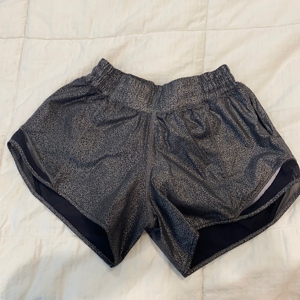 Lululemon black/silver shorts